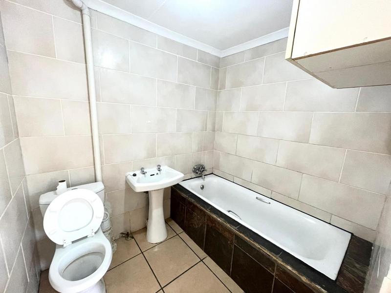 To Let 2 Bedroom Property for Rent in Miederpark North West